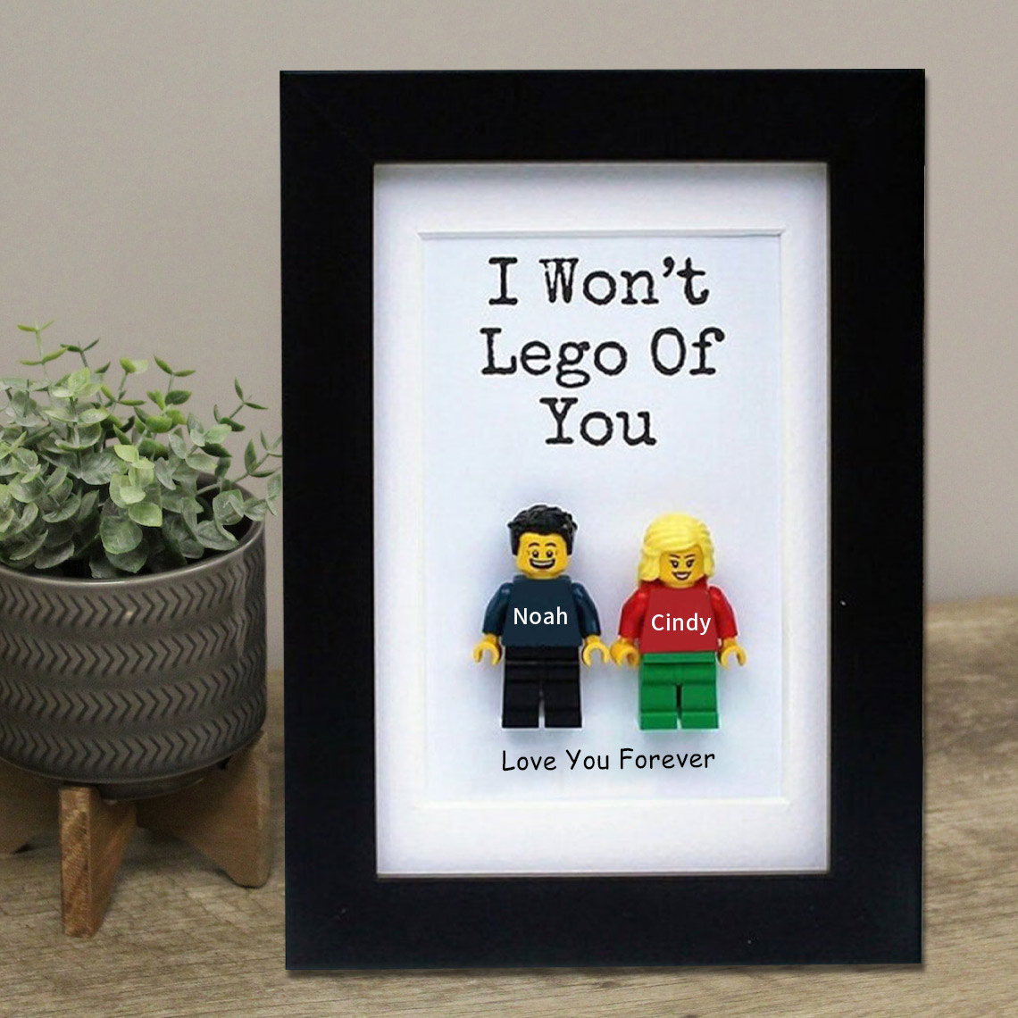 Charming Personalized Mini Sculptures in Frame - Unforgettable Valentine's Gift