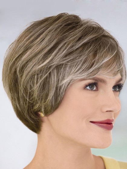 Short Wavy Gray Wig With A Charming Bangs