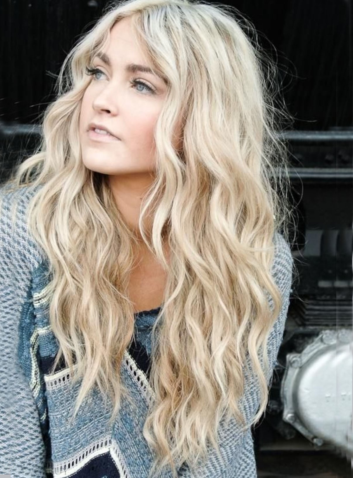 Hot Selling Long Wavy Blonde Human Hair Lace Front Wig