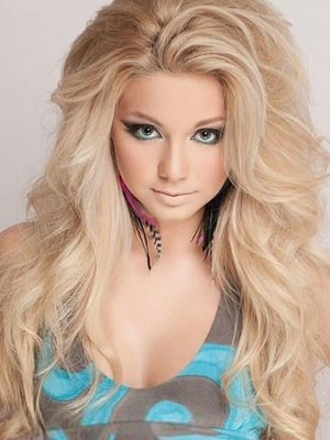 Flattering Lace Front Synthetic Wig